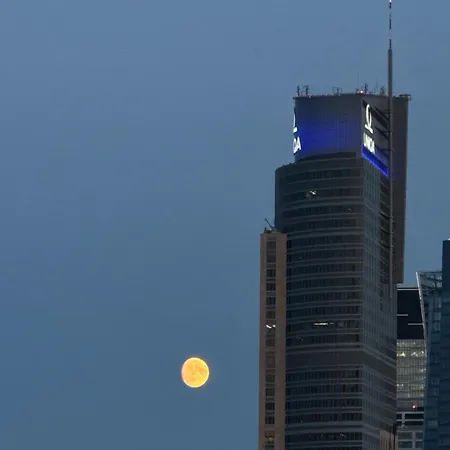 Przy Rondzie Daszynskiego アパート *